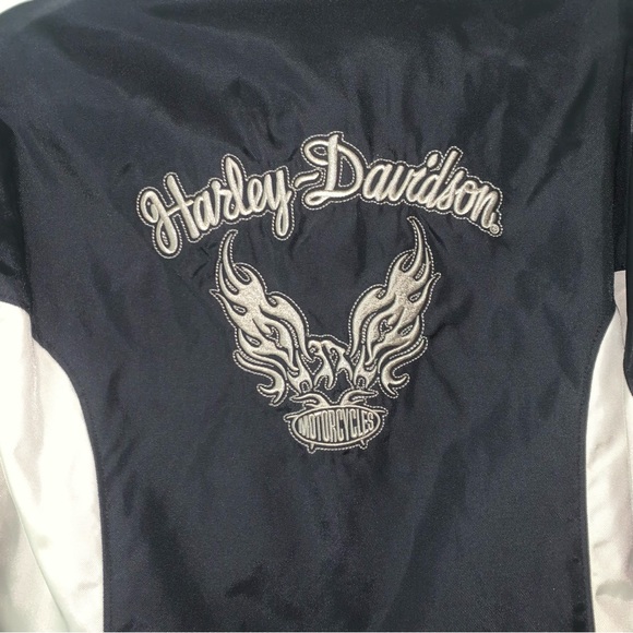 Size Medium - Women’s Authentic Vintage Harley Davidson Jacket - Picture 8 of 9